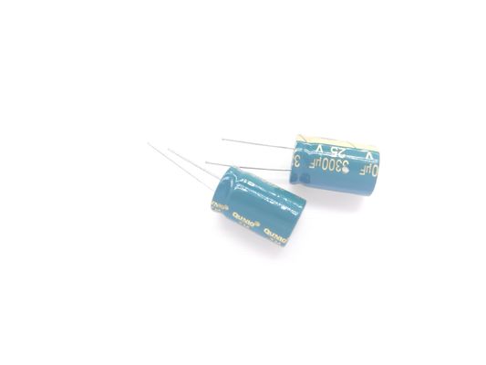 Polaryzowany kondensator elektrolityczny aluminiowy o częstotliwości 0.1UF - 10000UF Prąd wyciekowy 0.01CV 3000H Żywotność