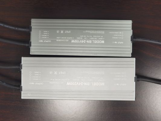 Aluminiowa obudowa wodoodporna IP54 wodoodporna pojedyncza moc wyjściowa 100 ~ 264 VAC 8.3A